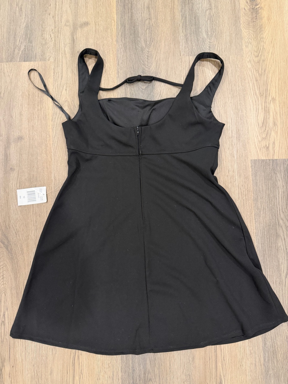 B. Smart Black Sleeveless A-Line Dress - Picture 4 of 4